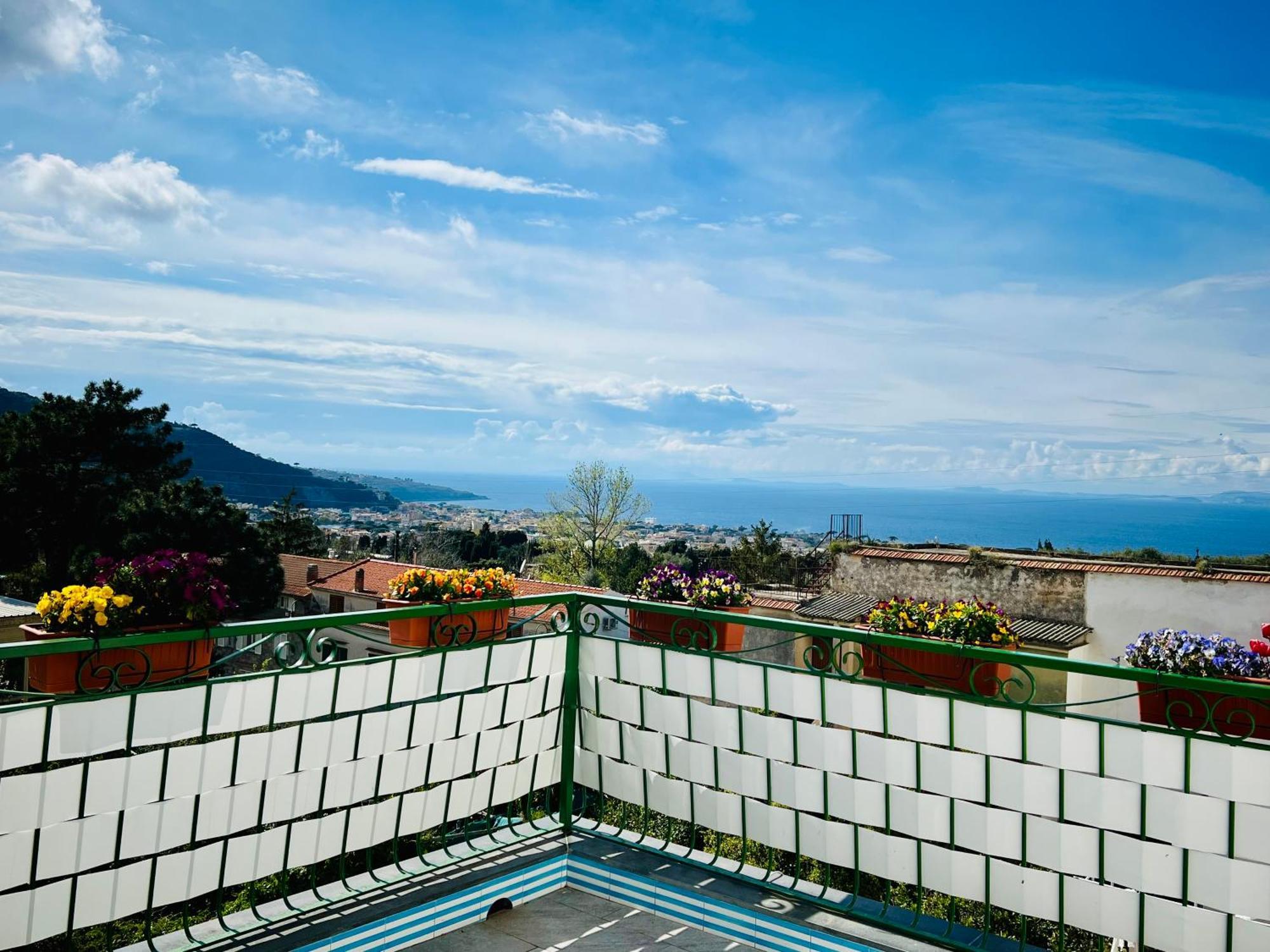 Apartment Maresca's Rooftop Sea View Sorrento Piano di Sorrento