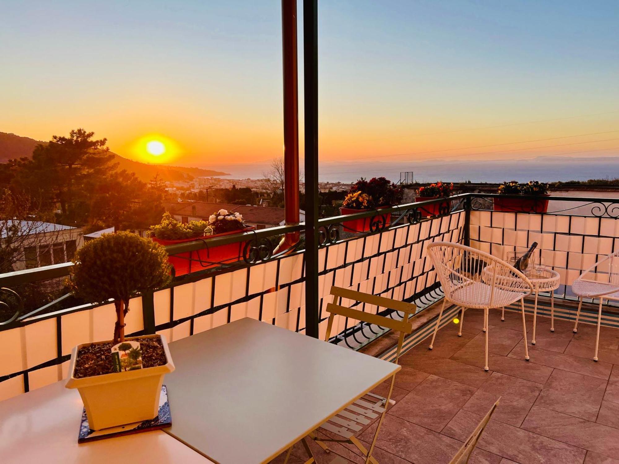 Apartment Maresca's Rooftop Sea View Sorrento Piano di Sorrento