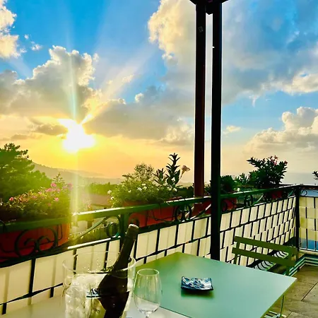 Maresca'S Rooftop Sea View Sorrento Piano di Sorrento Exterior photo